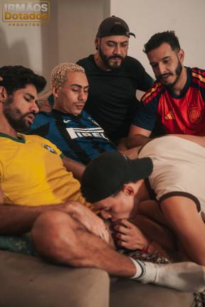 BEHIND THE SCENES: CAUGHT BY THE SQUAD